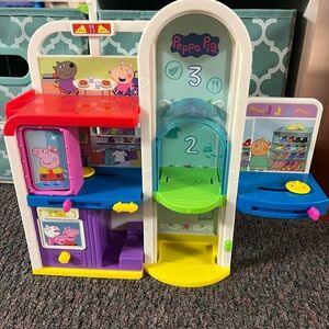 Peppa Pig Playhouse with Red, Blue, and Yellow Accents